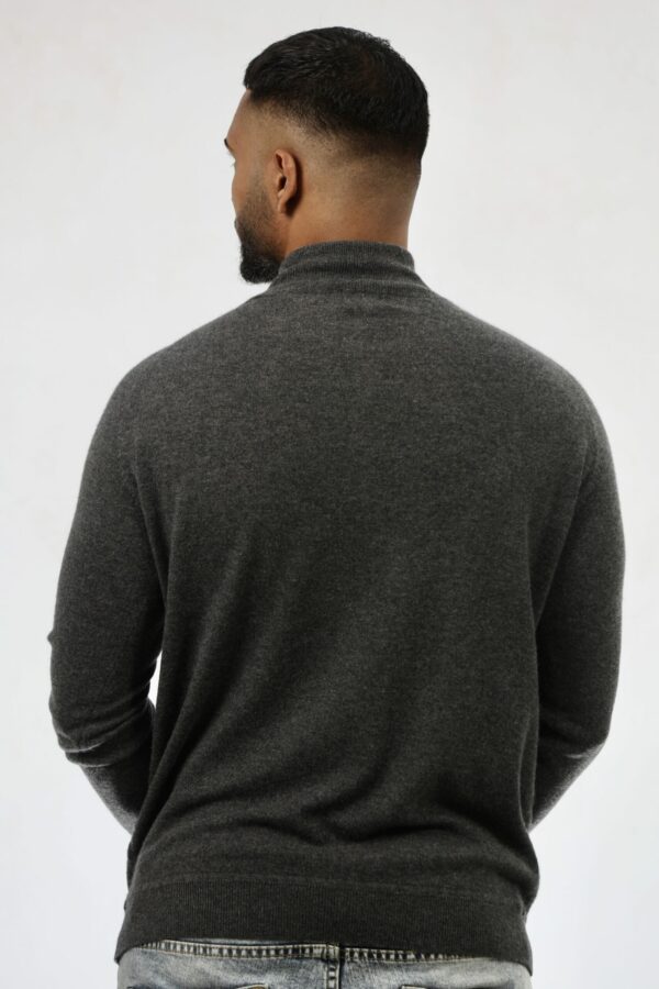 Pure Cashmere 1/2 zip Sweater - Image 4